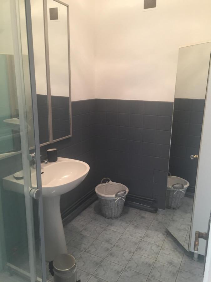 Appartement 1Er Etage Carignan Buitenkant foto
